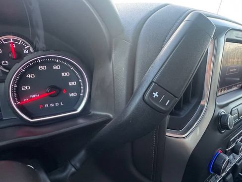 Used 2020 Chevrolet Silverado 1500 LT w/ Texas Edition AWD/4WD image 12