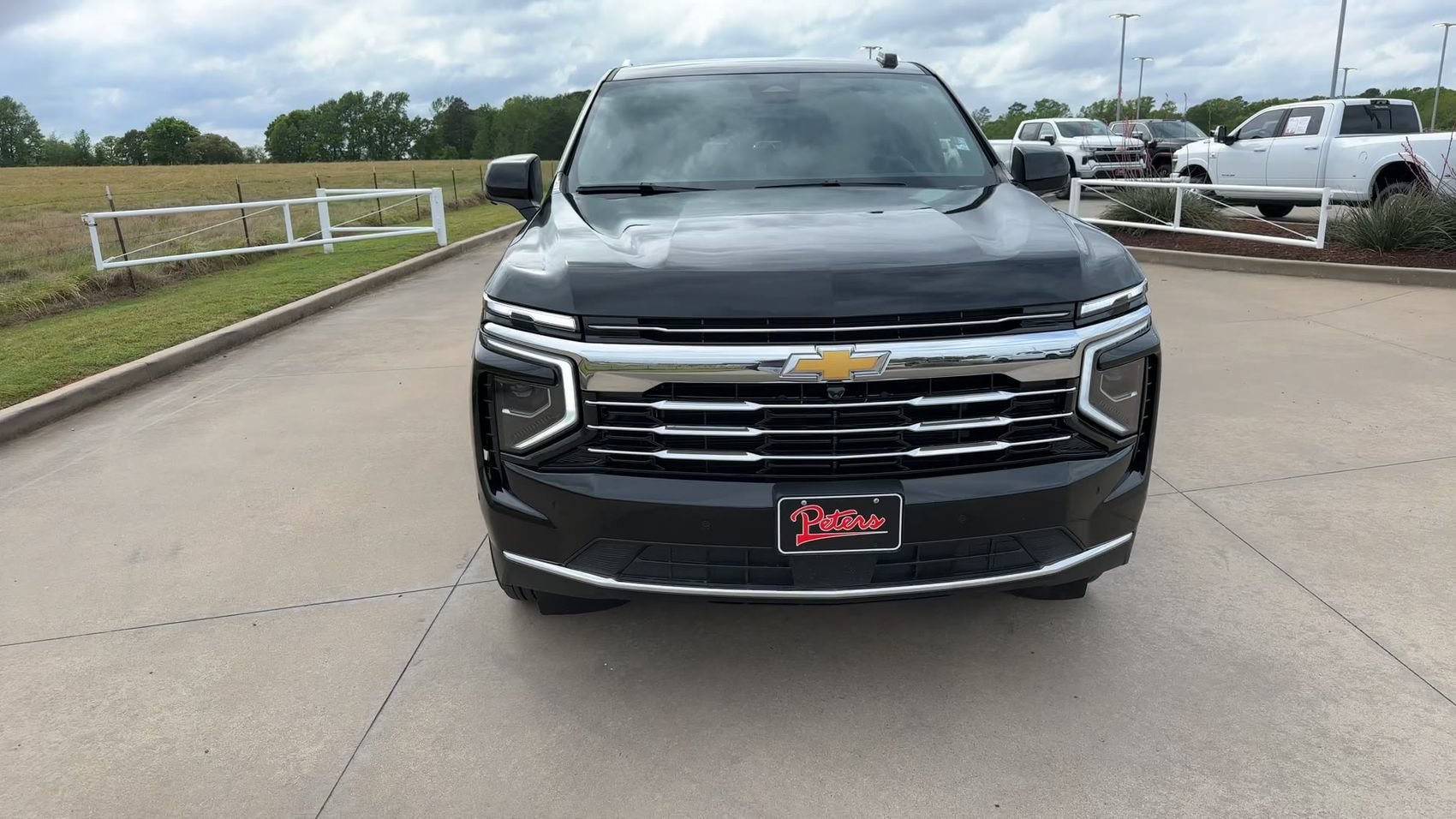 Used 2025 Chevrolet Tahoe LT AWD/4WD image 4