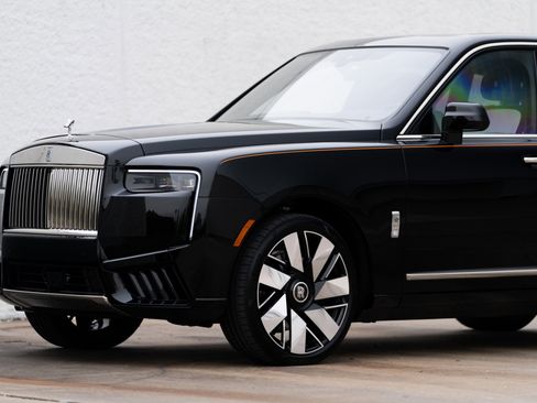 Used 2026 Rolls-Royce Cullinan image 19