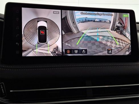 New 2026 INFINITI QX60 Luxe image 18