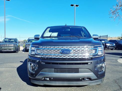 Used 2020 Ford Expedition Platinum image 2