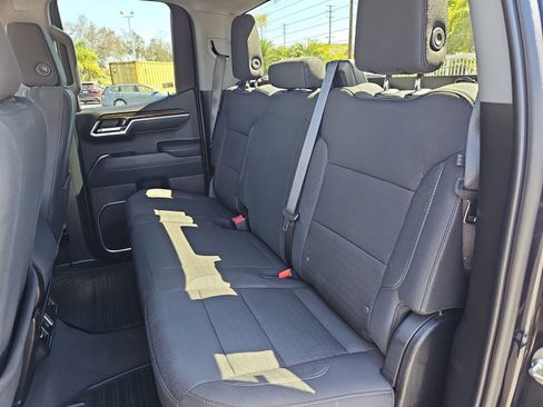 Used 2025 GMC Sierra 1500 Elevation image 13