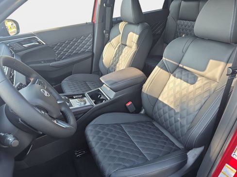 New 2026 Nissan Rogue Platinum AWD/4WD image 15