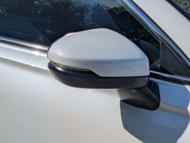 Used 2024 Honda CR-V EX-L image 11