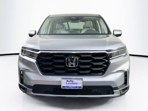 Used 2023 Honda Pilot EX-L image 2