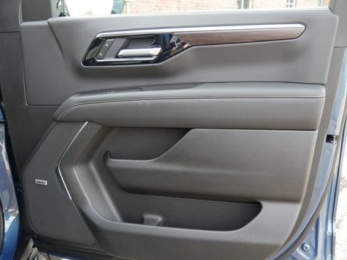 New 2026 Chevrolet Tahoe Premier AWD/4WD image 13