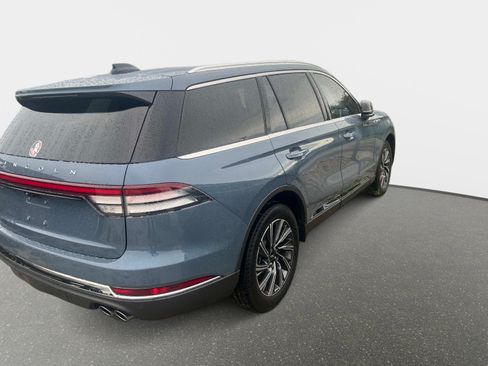 Used 2025 Lincoln Aviator AWD w/ Equipment Group 101A image 7