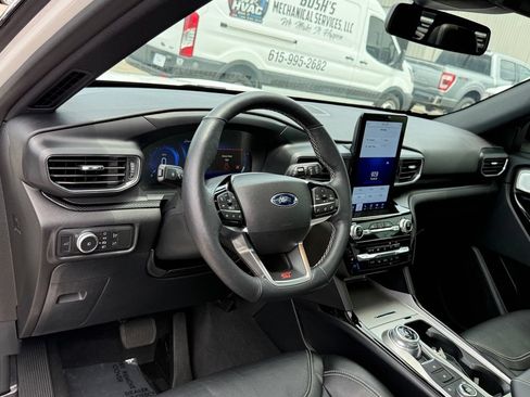 Used 2022 Ford Explorer ST w/ Equipment Group 401A AWD/4WD image 4