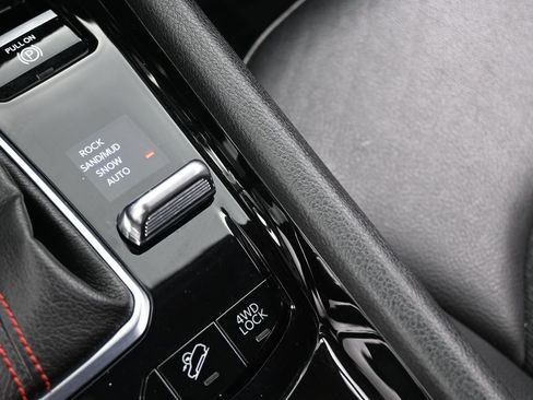 Used 2022 Jeep Compass Trailhawk image 28