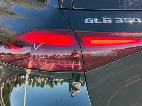 Used 2024 Mercedes-Benz GLE 350 4MATIC image 48