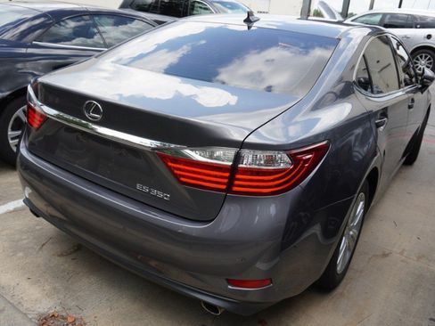 Used 2014 Lexus ES 350 w/ Premium Package FWD image 5