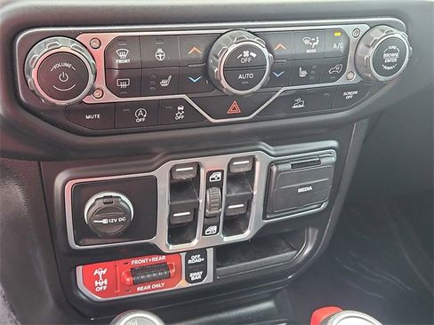 Used 2021 Jeep Gladiator Rubicon image 28