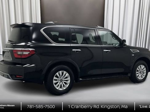 Certified 2022 Nissan Armada SV AWD/4WD image 5