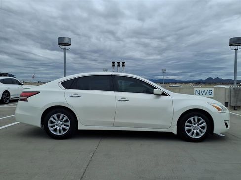 Used 2015 Nissan Altima 2.5 S w/ Power Driver Seat Package image 7