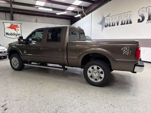 Used 2016 Ford F350 Lariat w/ Chrome Package AWD/4WD image 4