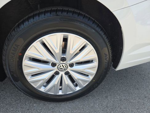 Used 2019 Volkswagen Jetta S w/ Driver Assistance Package FWD image 14