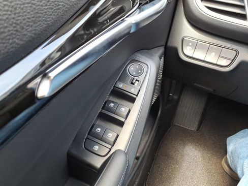 New 2026 Kia Seltos EX FWD image 16