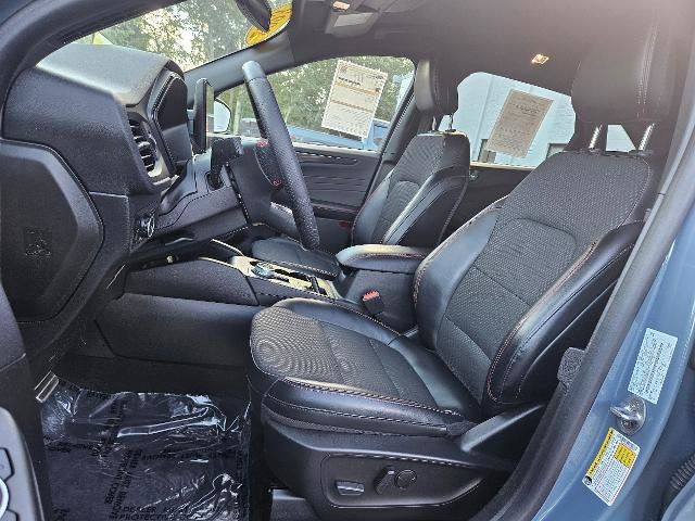Certified 2023 Ford Escape ST-Line Elite AWD/4WD image 13
