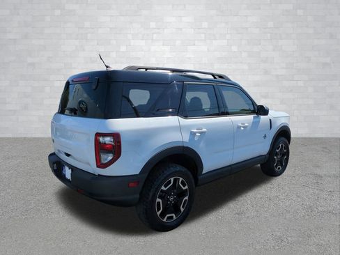 Used 2024 Ford Bronco Sport Outer Banks w/ Tech Package AWD/4WD image 5