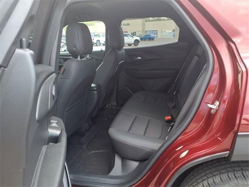 Used 2023 Chevrolet TrailBlazer RS w/ Convenience Package image 17