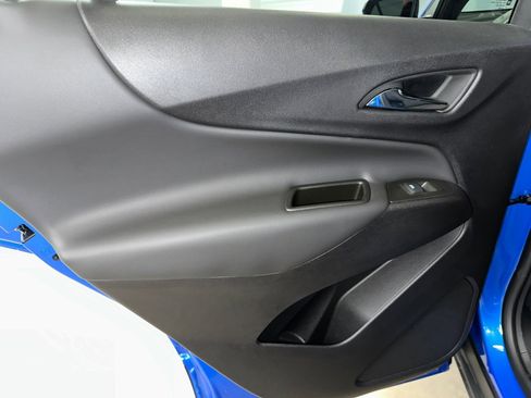 Certified 2024 Chevrolet Equinox LT w/ LPO, Floor Liner Package image 17