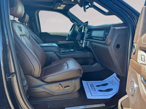 Used 2024 Ford Expedition King Ranch image 15
