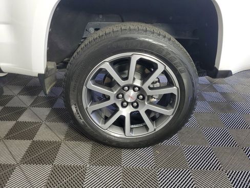 Used 2021 GMC Canyon Denali image 31