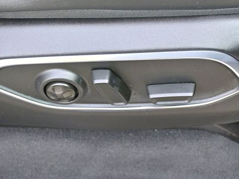 Used 2023 Jeep Wagoneer Series II image 27