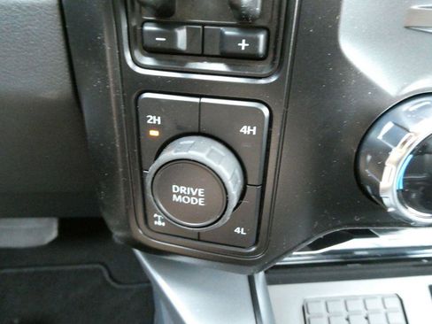 New 2026 Ford F350 Lariat w/ Black Appearance Package AWD/4WD image 25
