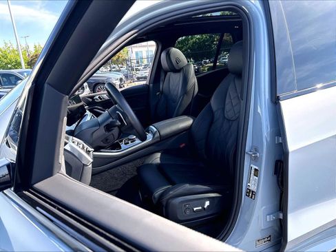 Used 2026 BMW X5 xDrive40i w/ M Sport Package AWD/4WD image 24