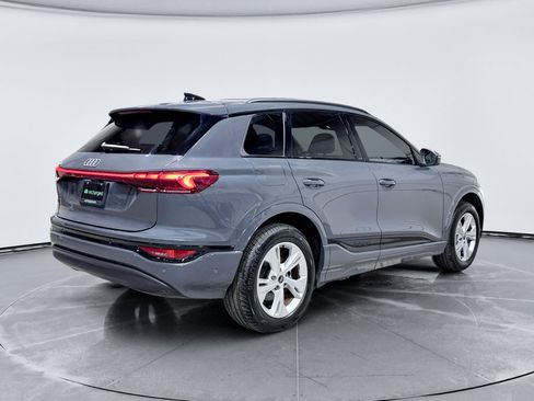 Used 2025 Audi Q6 e-tron Premium Plus w/ Premium Plus RWD image 3