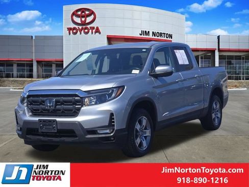Used 2025 Honda Ridgeline RTL image 3