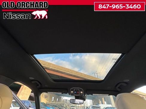 Used 2023 Jeep Grand Cherokee L Limited image 14