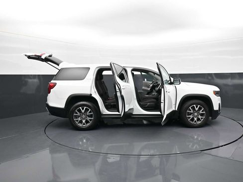 Used 2020 GMC Acadia SLE FWD image 36