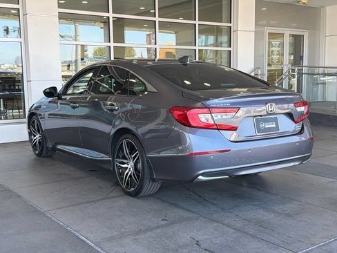 Used 2022 Honda Accord Touring image 9