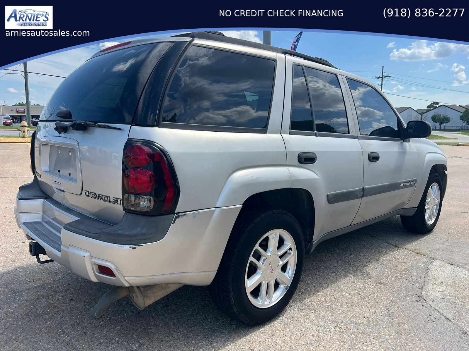Used 2004 Chevrolet TrailBlazer LS w/ LS Preferred Equipment Group RWD image 3