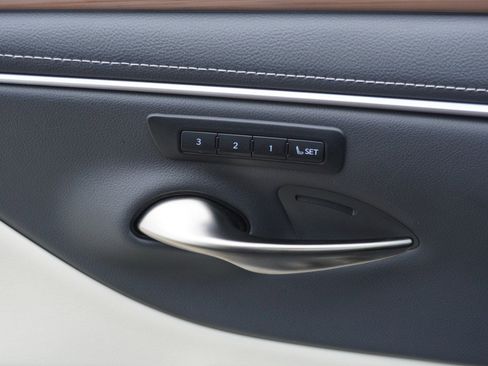 Certified 2025 Lexus ES 350 ES 350 w/ Premium Package image 21