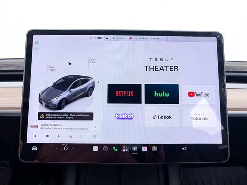 Used 2025 Tesla Model Y Long Range RWD image 6