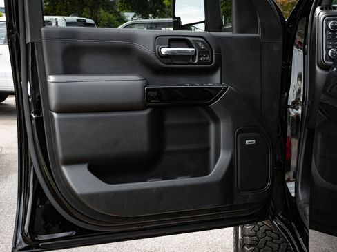 Used 2020 Chevrolet Silverado 2500 LTZ w/ LTZ Premium Package image 14