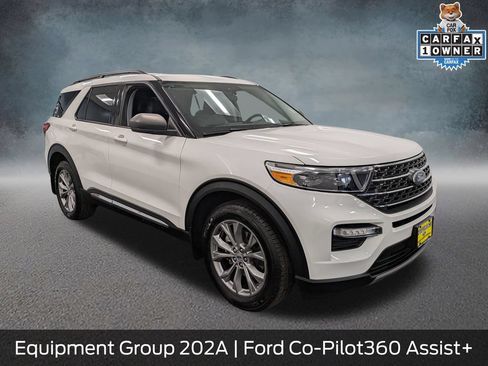 Certified 2023 Ford Explorer XLT w/ Equipment Group 202A AWD/4WD image 3