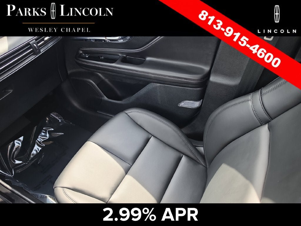 Certified 2025 Lincoln Corsair FWD image 14