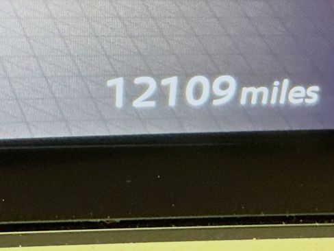 Used 2024 Nissan Ariya ENGAGE image 19