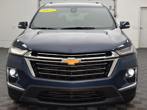 Used 2023 Chevrolet Traverse LT FWD image 13