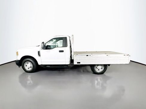 Used 2019 Ford F250 XL image 4