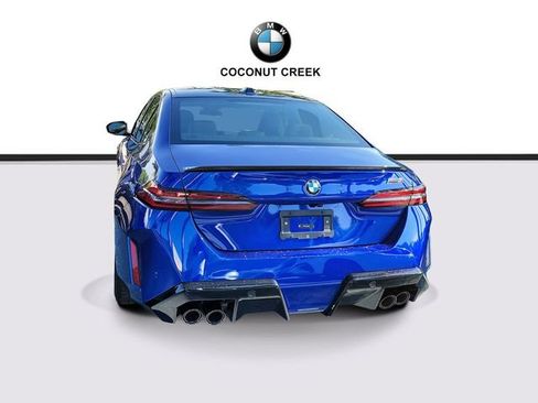 Used 2025 BMW M5 w/ Carbon Package AWD/4WD image 3