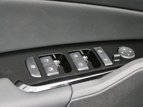 New 2024 Kia Sportage X-Line image 14