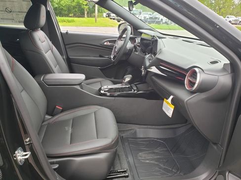 New 2026 Chevrolet Trax RS w/ Driver Confidence Package FWD image 21