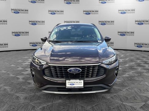 Certified 2023 Ford Escape Platinum w/ Premium Technology Package AWD/4WD image 8