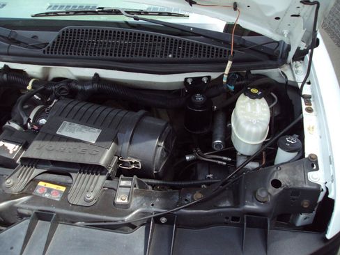 Used 2014 Chevrolet Express 1500 AWD image 32