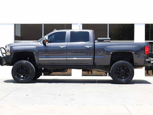Used 2015 Chevrolet Silverado 2500 LTZ w/ Duramax Plus Package AWD/4WD image 11